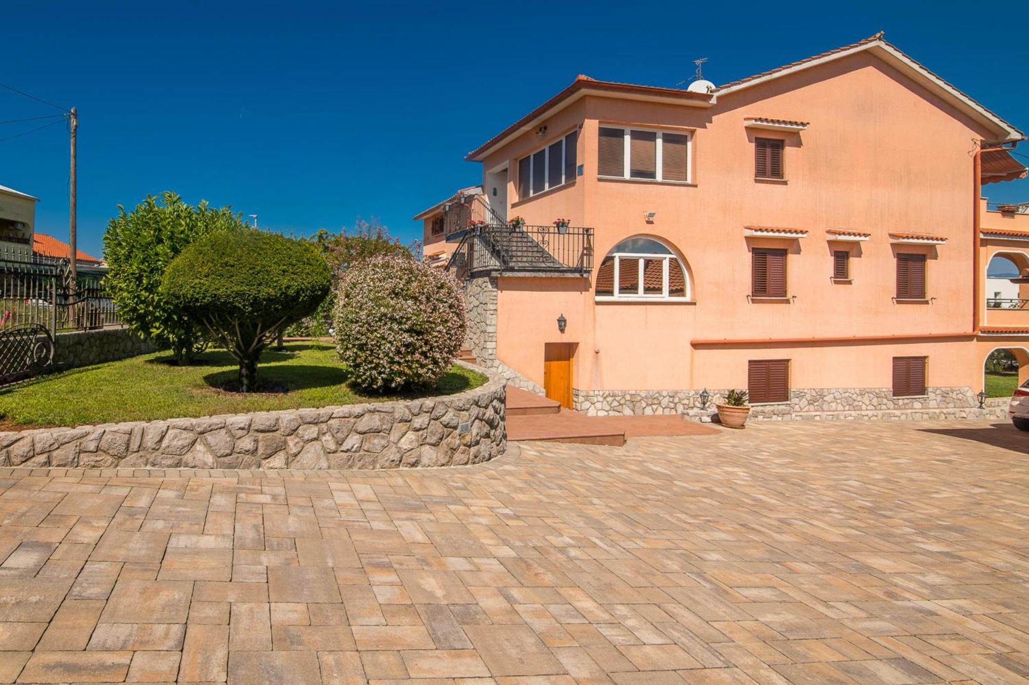 Apartments Prendivoj Малинска Экстерьер фото