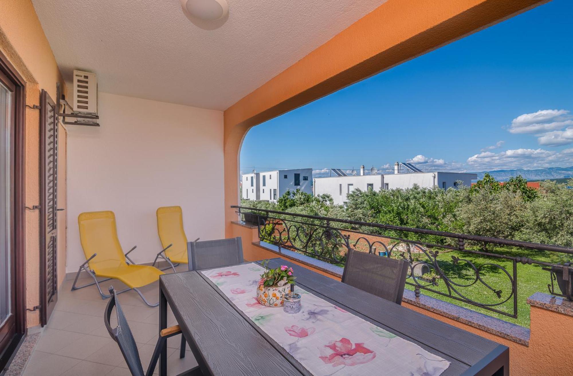 Apartments Prendivoj Малинска Экстерьер фото