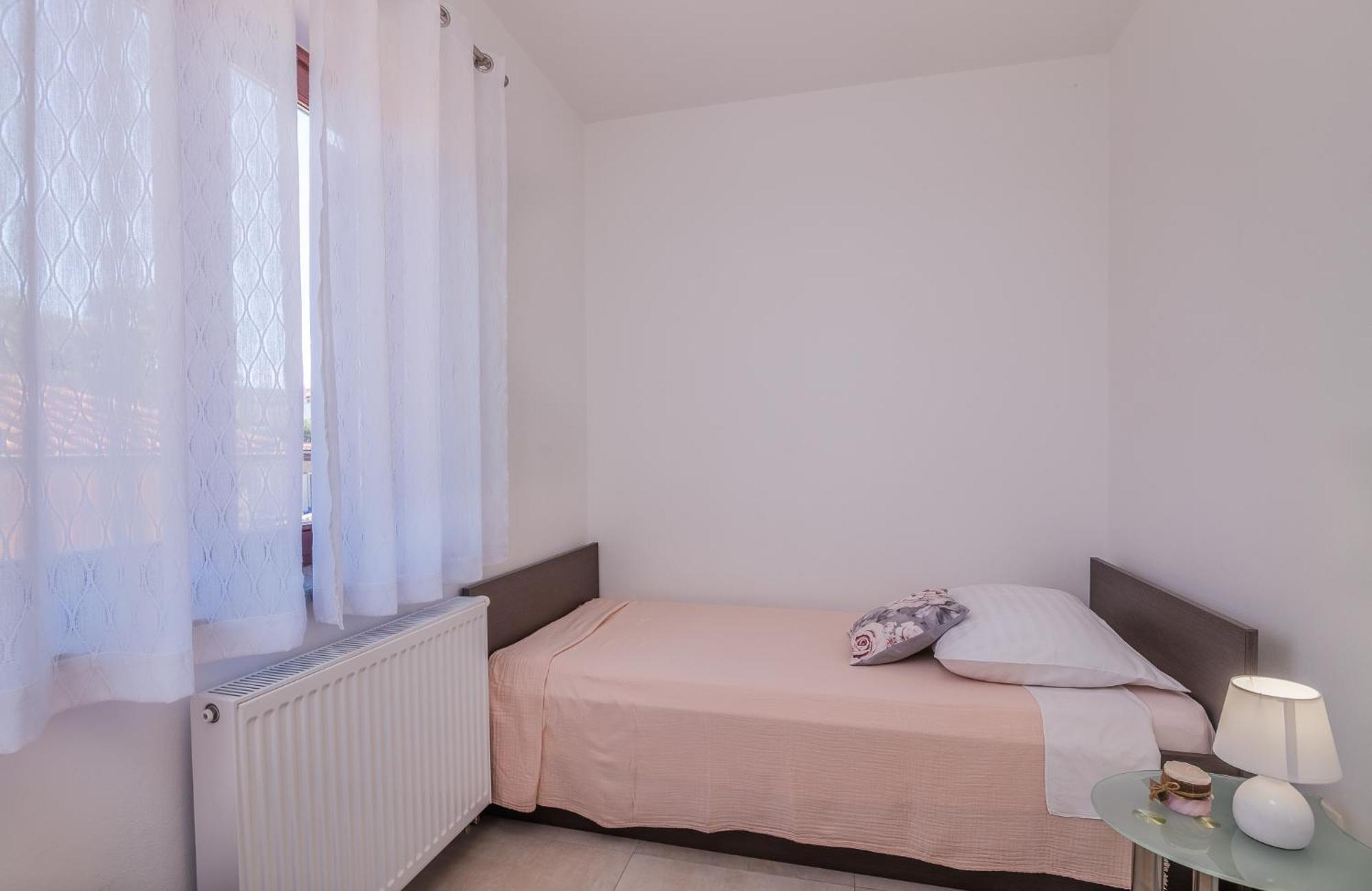 Apartments Prendivoj Малинска Экстерьер фото